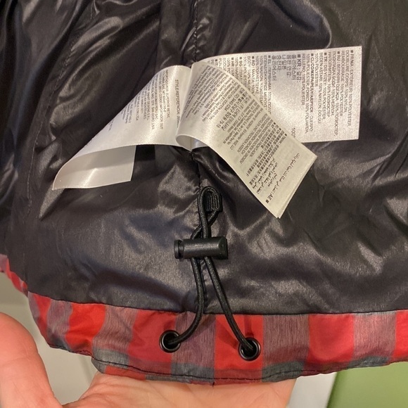 Gap Winter Warmth Plaid Puffer Vest EUC - Picture 7 of 9